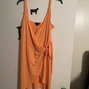 Peach dress never worn super cute on